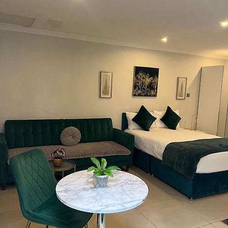 Luxury Studio Apartment Harrow on the Hill Екстериор снимка