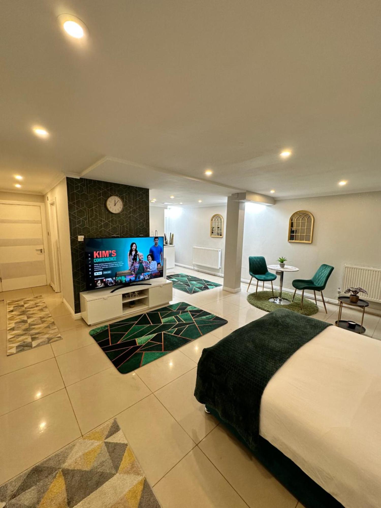 Luxury Studio Apartment Harrow on the Hill Екстериор снимка