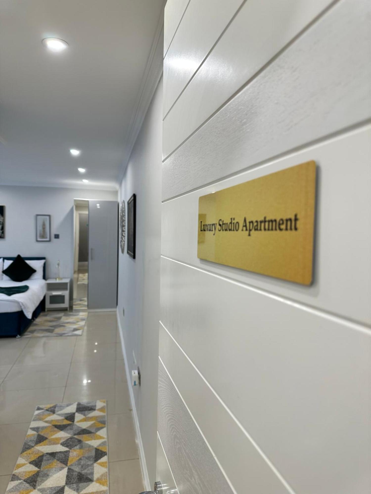 Luxury Studio Apartment Harrow on the Hill Екстериор снимка
