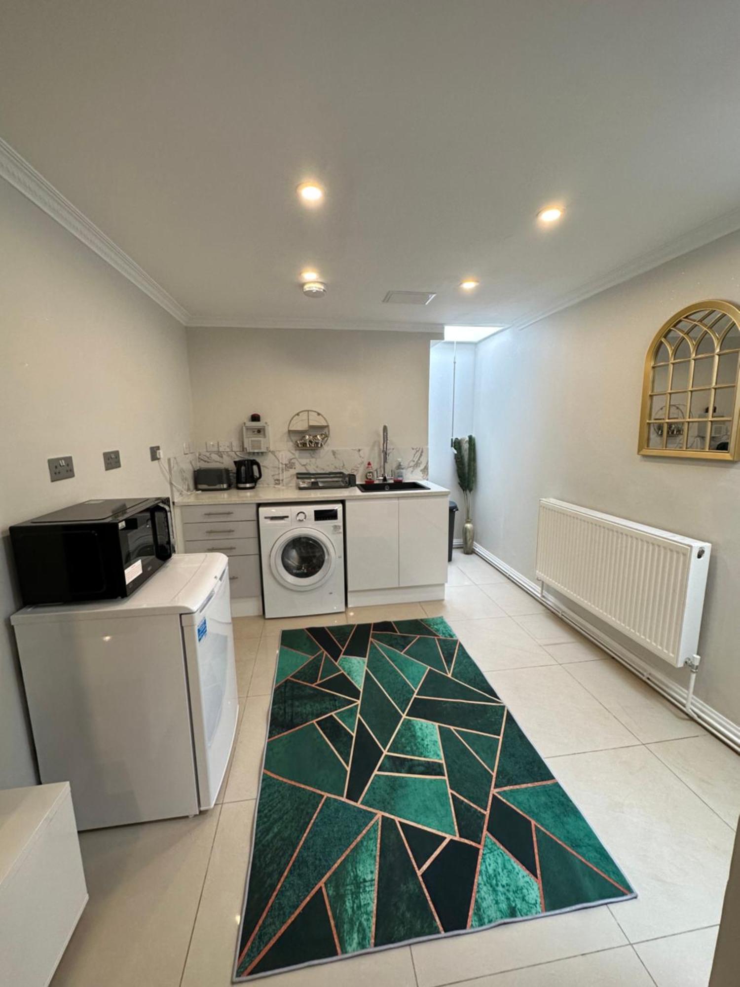 Luxury Studio Apartment Harrow on the Hill Екстериор снимка